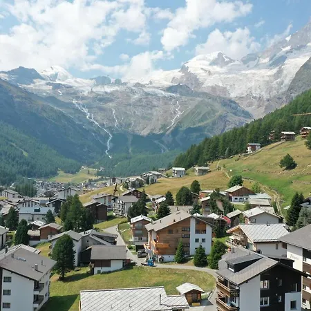 Kuscheliges Nest Fuer Zwei: Guenstiges In Den Schweizer Alpen Lägenhet Saas Fee
